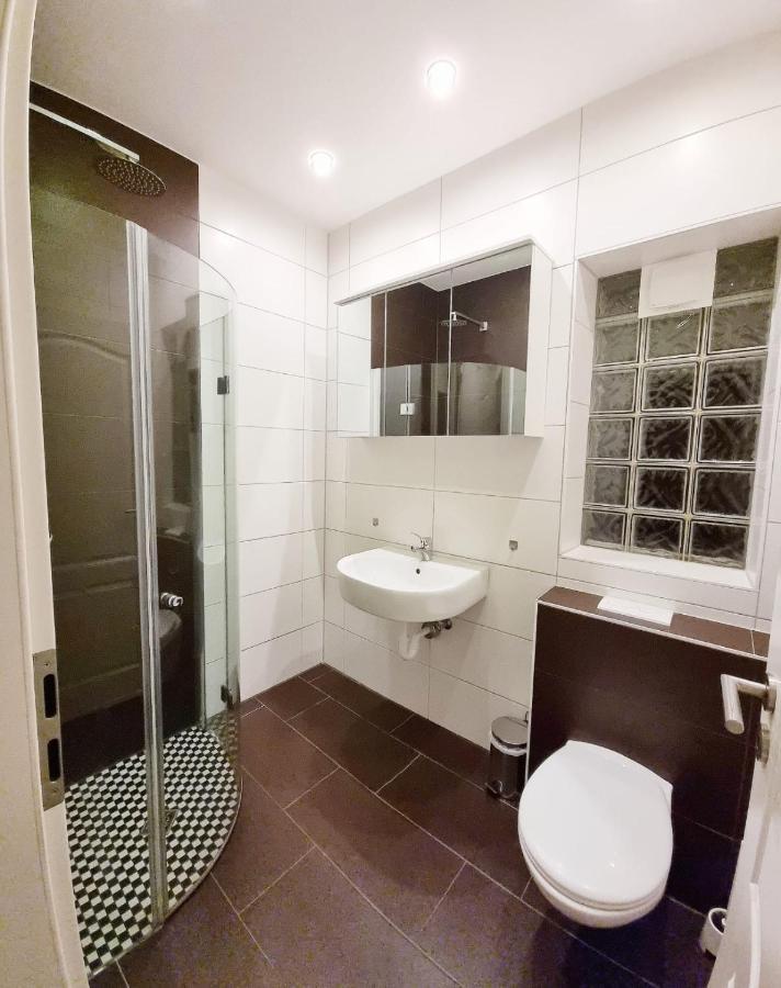 Gemuetliches J&L Apartment Nahe Des Hauptbahnhofes Baden-Baden Kültér fotó